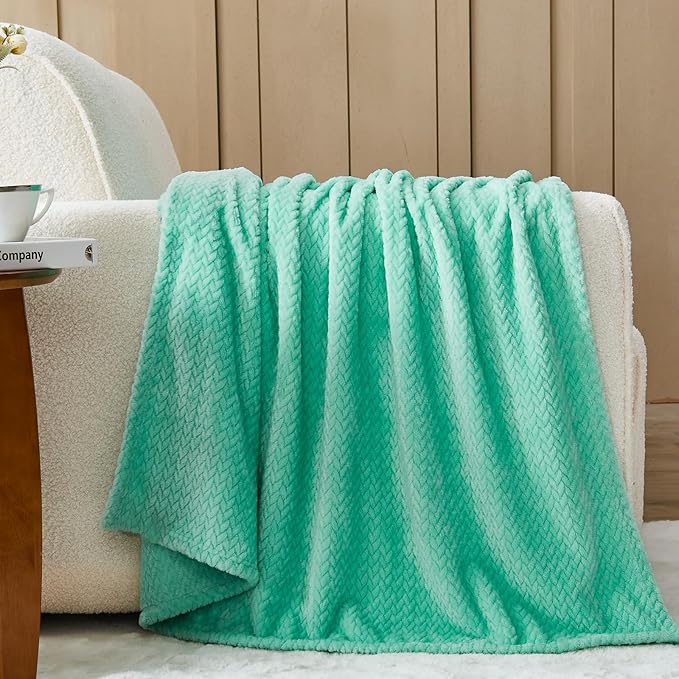 NEWCOSPLAY Super Soft King Blanket Aqua Premium Silky Flannel Fleece Leaves Pattern Lightweight Bed Blanket All Season Use (Aqua, King(90"x110"))