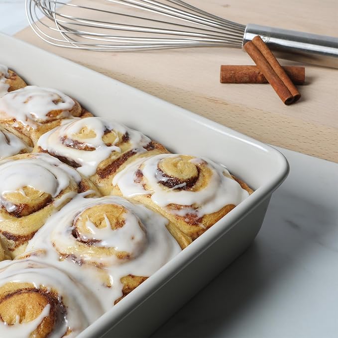 Martha Stewart Gallen 13 x 9 Inch Rectangular Nonstick Carbon Steel Cake/Baking Pan- Cool Grey