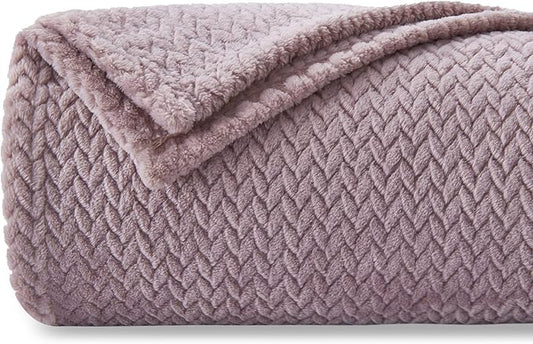 NEWCOSPLAY Super Soft Twin Blanket Light Purple Premium Silky Flannel Fleece Leaves Pattern Lightweight Bed Blanket All Season Use (Light Purple, Twin(60"x80"))