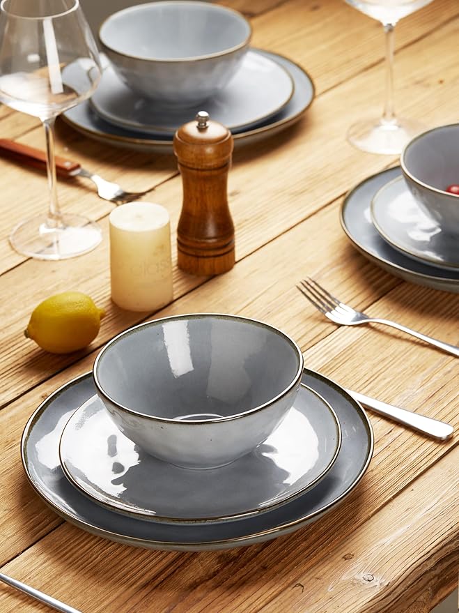 Famiware Dinnerware Sets for 8, Ocean Round 24-Piece Kitchen Plates and Bowls Sets, Reactive Glaze, Microwave and Dishwasher Safe, Scratch Resistant, Blue