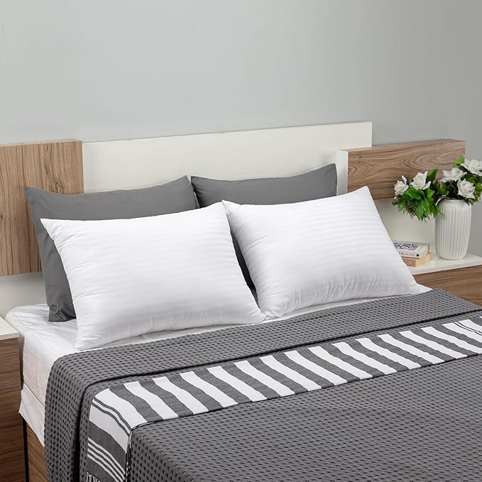 Utopia Bedding Pillows Queen Size Set of 2 (White),Hotel Pillows, Cooling Pillow for Side, Back or Stomach Sleepers