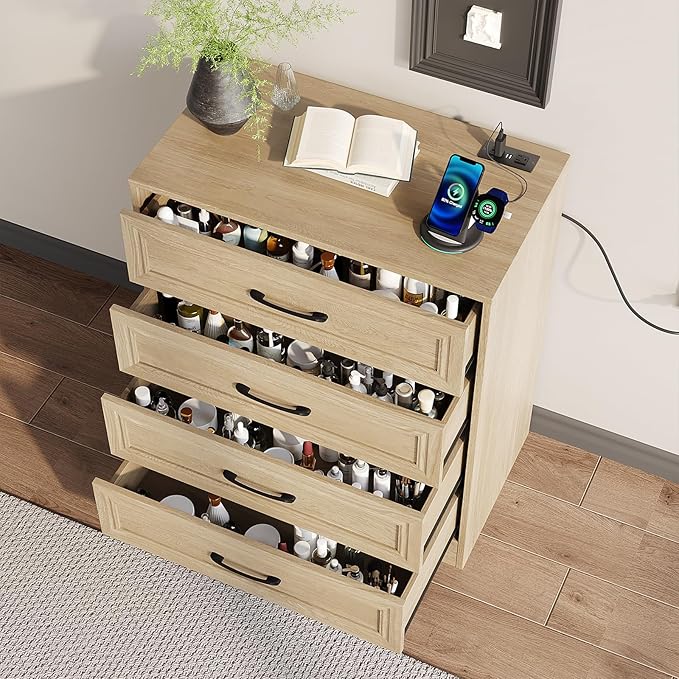 Fameill Dresser for Bedroom, 4 Drawer Small Dresser Organizer with Charging Station for Livingroom, Chest of Drawers with Metal Handles, Oak