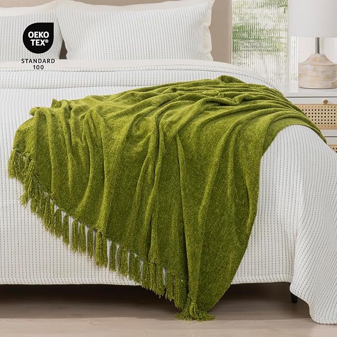 RECYCO Throw Blanket Soft Cozy Chenille Throw Blanket with Fringe Tassel for Couch Sofa Chair Bed Living Room Gift (Green, 60" x 80")