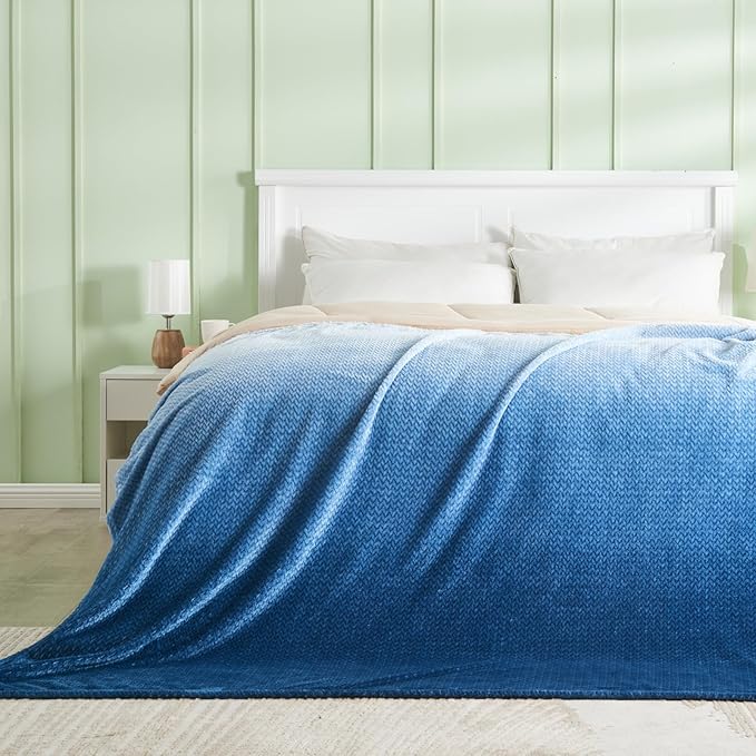 NEWCOSPLAY Super Soft Throw Blanket Ombre Blue Premium Silky Flannel Fleece Leaves Pattern Lightweight Bed Blanket All Season Use (Ombre Blue, Throw(50"x60"))