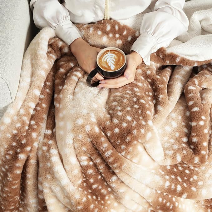 Cozy Bliss Luxury Faux Fur Throw Blanket Animal Striped Print, Non Shedding Double Sided Sherpa Blankets Super Soft Fluffy Thick Warm Throws Home Decor for Couch Bed Sofa Women (Brown, 50x60 Inches)