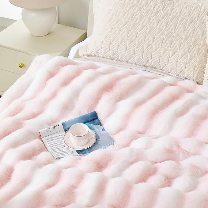 Plush Faux Rabbit Fur Throw Blanket – 850GSM Thick & Warm, Ultra Soft Fluffy Blanket for Couch, Bed, Sofa, Ideal Gift for Women, 50" × 60", Light Pink