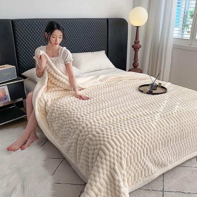 UKELER Off White Sherpa Throw Blankets 60 × 80 inch, 470 GSM Striped Sherpa Fleece Blanket for All Season, Warm and Cozy Blanket for Couch Sofa Bed Office Camping