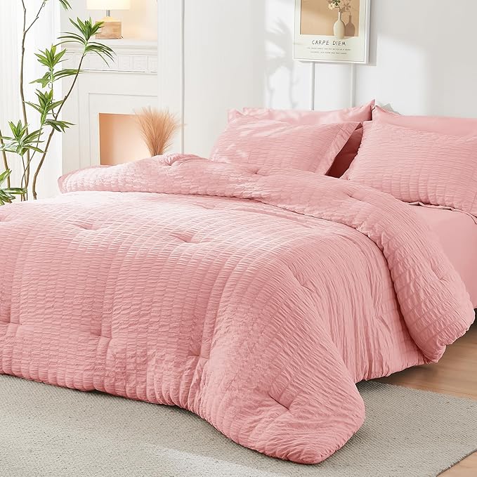 HYMOKEGE Rose Pink Queen Comforter Set Seersucker 7 Pieces, All Season Luxury Bed in a Bag Queen for Bedroom, Bedding Set with Comforter, Sheets, Pillowcases & Shams