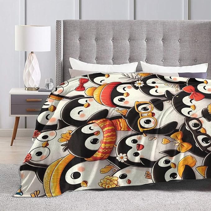 Funny Penguin Blanket Soft Warm Cute Kawaii Penguin Plush Throw Blanket Cozy Flannel Fuzzy Fleece Bedding Stuff Animal Decor Blanket Gifts for Lover Girls Boys Kids Teens Adults Women 60"x80"
