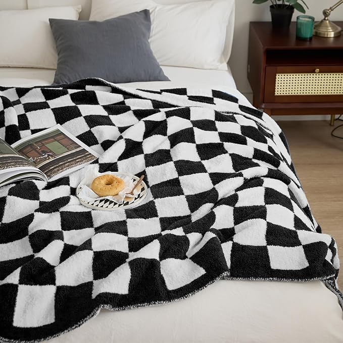 YIRUIO Throw Blankets Checkerboard Grid Chessboard Gingham Warmer Comfort Reversible Shaggy Cozy Decor for Home Bed Couch (Black, 60''x80'')