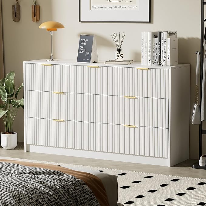 White Dresser for Bedroom, Modern Dresser with 7 Drawers and Smooth Slides, Wide Chest of Drawers with Golden Handles for Bedroom, Living Room, Closet, 15.7" D x 55.1" W x 31.4" H