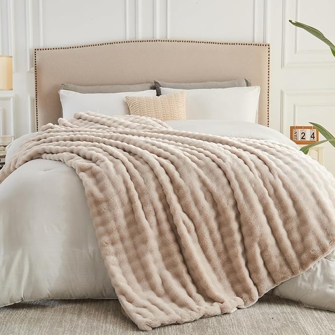 NEWCOSPLAY Faux Fur Throw Blanket Linen Bubble Blanket Thick Warm Soft for Couch Sofa Bed 550GSM (Linen, Throw(50"x60"))