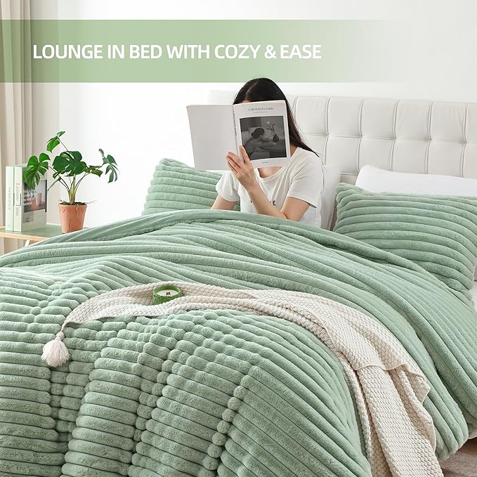 Smoofy Fluffy King Size Comforter Set 3 Pieces - Sage Green Fleece Fluffy Comforter Set, Luxury Fuzzy King Bedding Set, Soft King Bed Set All Season, Heavy Faux Fur Comforter with 2 Pillow Cases