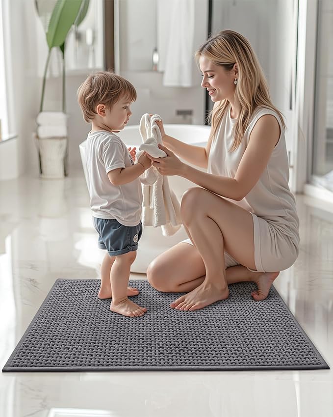 Color&Geometry Ultra Soft Chenille Bathroom Rugs Non Slip Rubber Backing, Machine Washable, Super Absorbent Floor Mat for Bathroom, Bathtub, Quick Dry Grey Bath Mat, Long Bath Runner,17"x47"