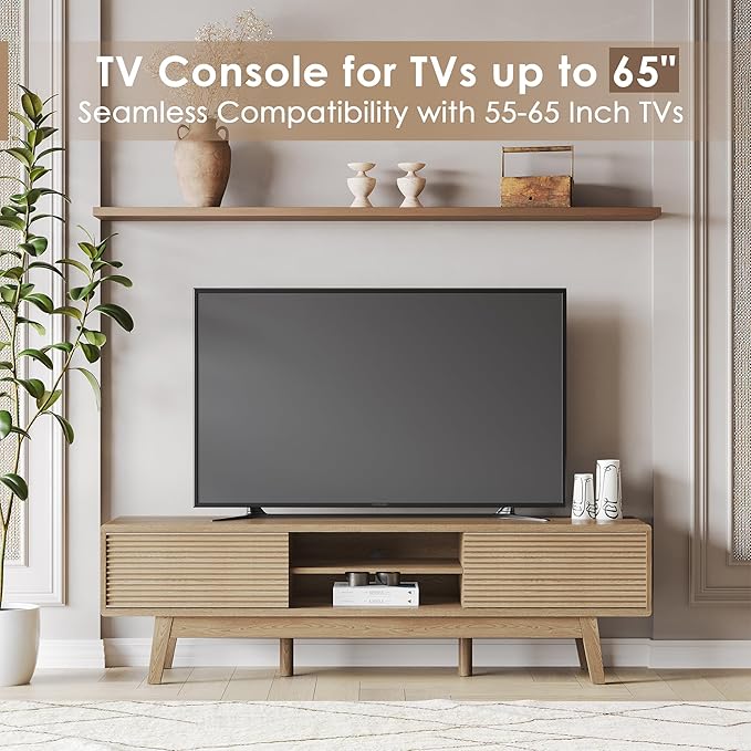 59" TV Console, Mid Century Modern Media Console for 55/60/65 Inch TV, Low Profile TV Stand with Fluted Sliding Doors, Boho Light Wood Credenza for Living Room, Oak