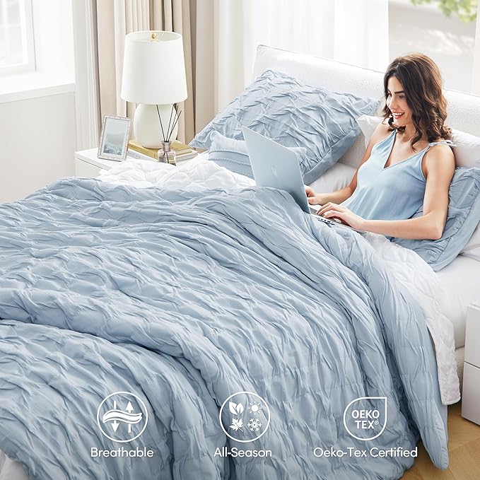Comfort Spaces Comforter for Queen Size Bed, Ogee Ruched with Crinkle Texture, Breathable Comforter Set Queen, All Season Lightweight Bedding Set, Shams, Décor Pilow, Full/Queen Blue 4 Piece