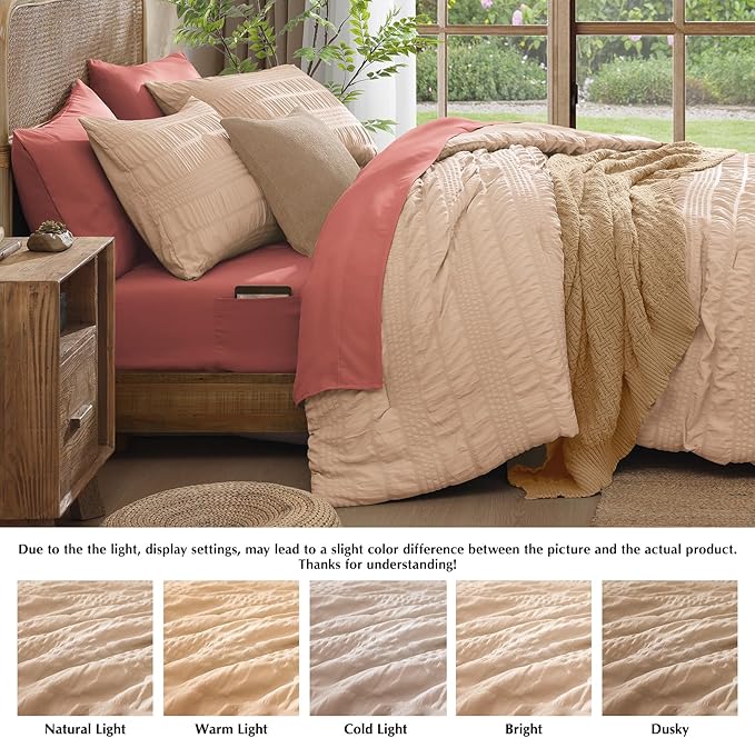 CASAAGUSTO Queen Comforter Set, 7 Pieces Pink Seersucker Bed in a Bag Queen Size Soft All Seasons, Bedding Sets with Comforter, Flat Sheet, Fitted Sheet, 2 Pillow Shams, 2 Pillowcases
