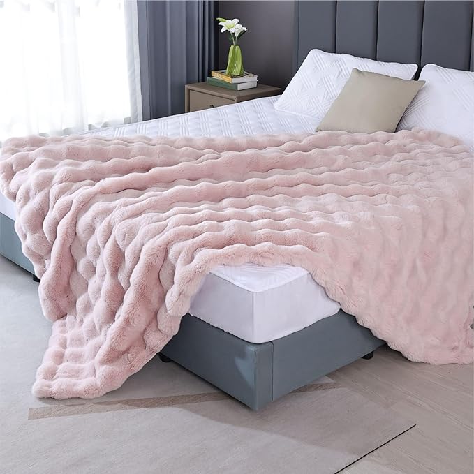 Pink Fluffy Faux Fur Throw Blanket for Bed Couch Living Room Fuzzy Bubble Cozy 50x60 Decorative Throw Blanket Rabbit Fur Bunny Blanket Girls Home Decor 860 GSM