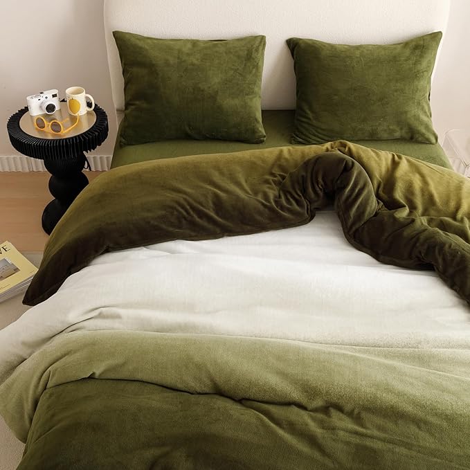 Luxlovery Green Gradient Velvet Comforter Full Fluffy Plush Flannel Bedding Set Full Men Women Army Green White Winter Warm Blanket Quilts Thick Abstract Modern Sherpa Micromink Comforter Set