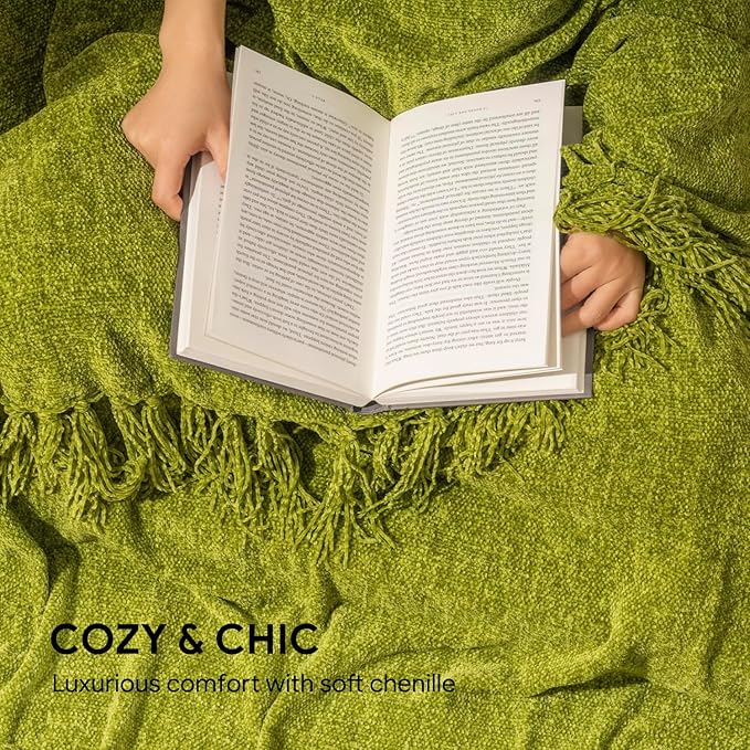 RECYCO Throw Blanket Soft Cozy Chenille Throw Blanket with Fringe Tassel for Couch Sofa Chair Bed Living Room Gift (Green, 60" x 80")