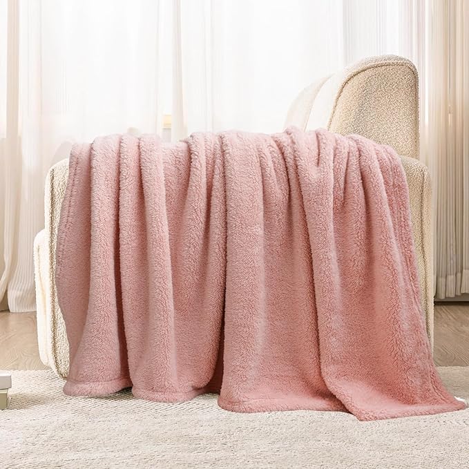 Sherpa Throw Blanket for Bed, Super Soft Cozy Fuzzy Plush Blankets for Winter, Reversible Thick Warm Blanket for Bed, Couch, Living Room, Pink, Twin Size 60"x 80"