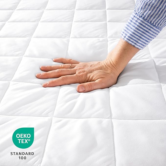 Bare Home Quilted Fitted Mattress Pad (Queen) - Cooling Mattress Cover - Easily Washable - Elastic Fitted Cover for Mattress - Stretch-to-Fit up to 15 Inches Deep (Queen)