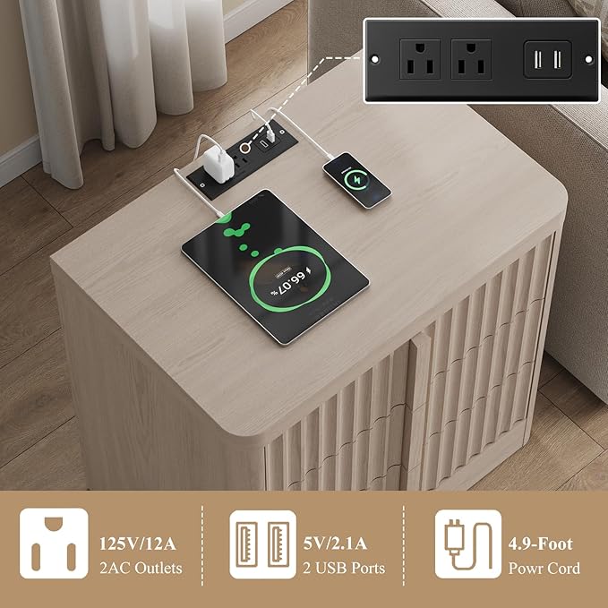 Fluted Nightstand Set of 2 with Charging Station, 23.6" Wood End Table with Solid Wood Handle, Mid Century Moden Bedside Table 3 Drawer Dresser for Bedroom, Living Room, Natural Oak