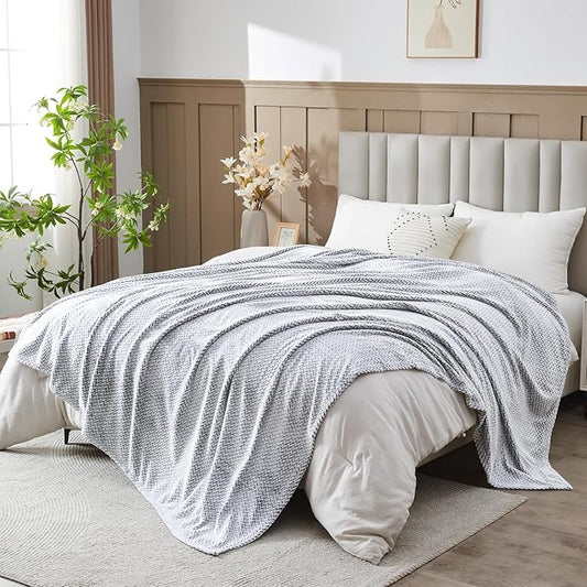 NEWCOSPLAY Super Soft Queen Blanket Frosty Dark Grey Premium Silky Flannel Fleece Leaves Pattern Lightweight Bed Blanket All Season Use (Frosty Dark Grey, Queen(90"x90"))