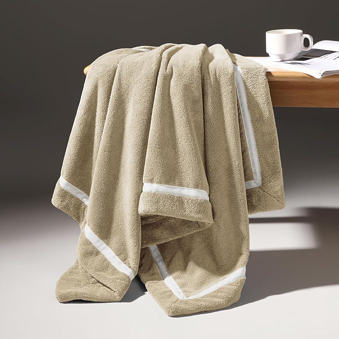 REDKISS 4-Piece Bath Towels Set - 2 Handtowels, 2 Bath Towel | Super Absorbent, No Lint & No Fading,Ultra-Fiber Coral Fleece | Perfect for Bathroom, Spa, Gym | Family & Adults-Light Brown