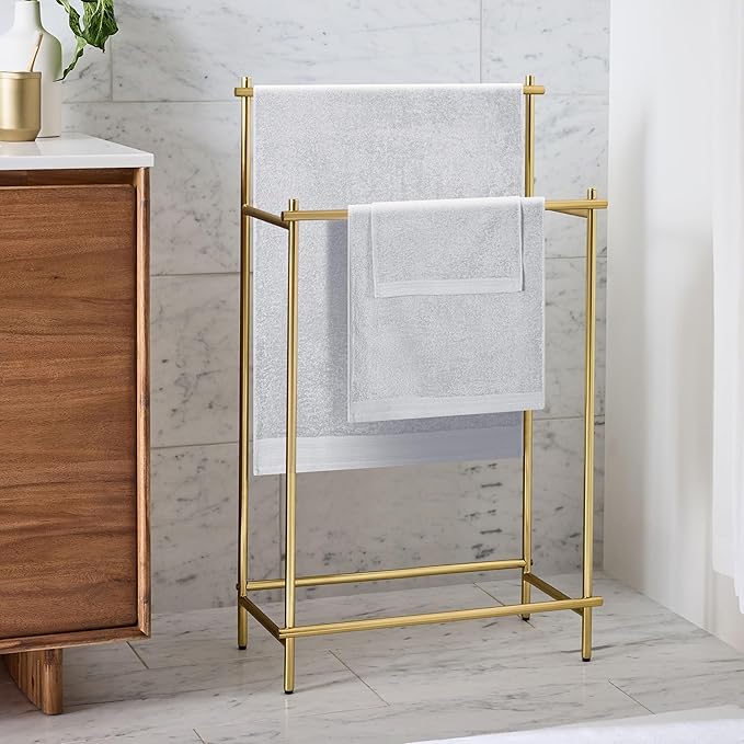 Ultra Soft 3 Pack Cotton Towel Set, Contains a Bath Towels 28x55 inch, a Hand Towels 16x24 inch & a Wash Coths 12x12 inch, Ideal Everyday use, Compact & Lightweight - Light Grey