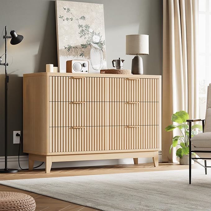 HAIOOU Fluted 6 Drawer Dresser with Power Outlet, 47.2” Wide Modern Chest of Drawers, Curved Profile Design Wooden Dresser for Bedroom, Clothing Storage Organizer TV Stand for Closet - Natural Oak