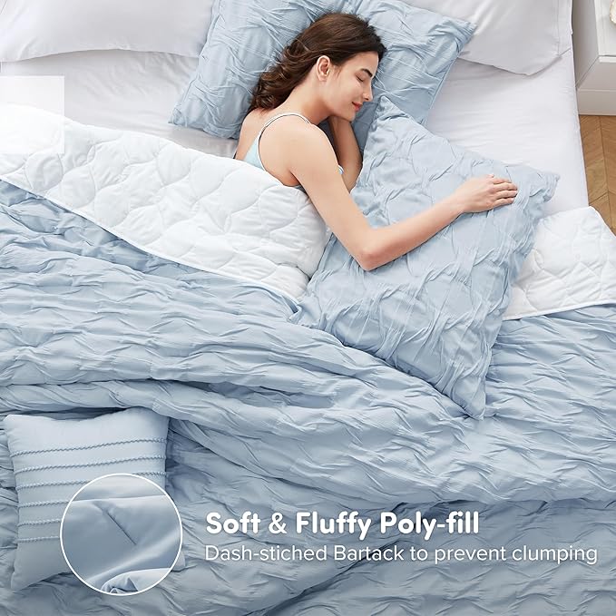 Comfort Spaces Comforter for King Size Bed, Ogee Ruched with Crinkle Texture, Breathable Comforter Set King, All Season Lightweight Bedding Set, Shams, Décor Pilow, King/Cal King Blue 4 Piece