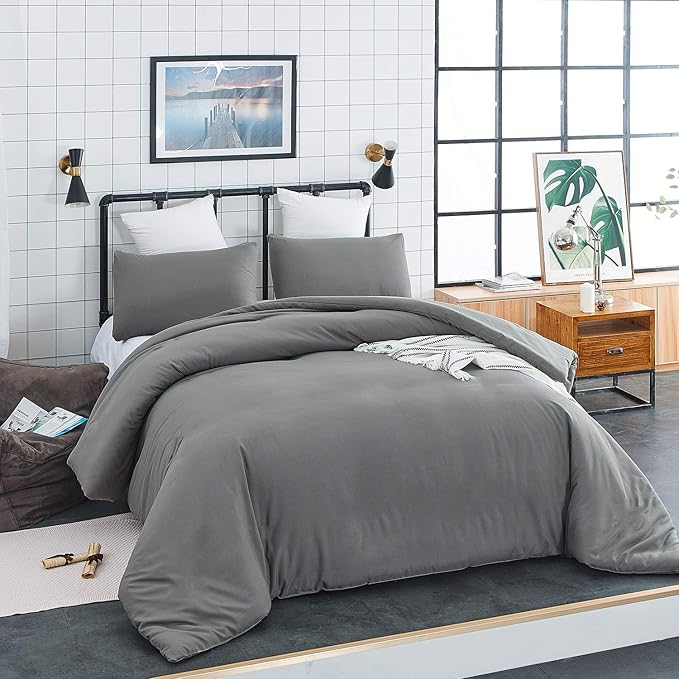 CLOTHKNOW Dark Grey California King Comforter Set 3Pcs Gray Bedding Comforter Sets All Season Grey Comforter Men Women Comforter with 2 x Pillow Cases