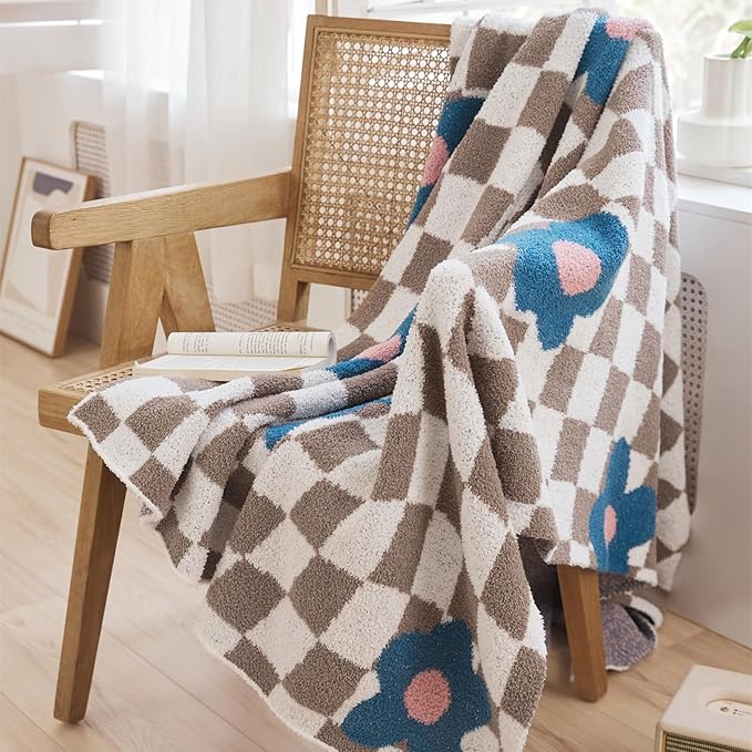 YIRUIO Throw Blankets Checkerboard Grid Chessboard Gingham Warmer Comfort Reversible Shaggy Cozy Decor for Home Bed Couch (Blue Floral, 51''x63'')