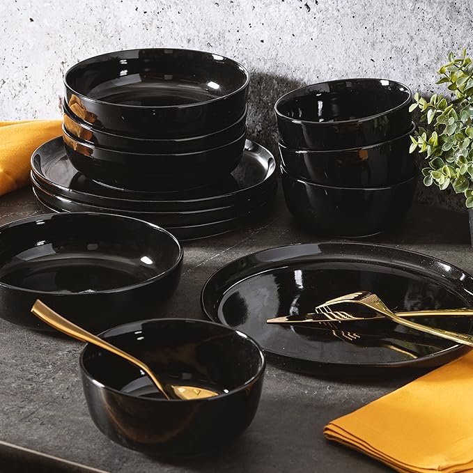 Gibson Home Oslo 12-Piece Porcelain Chip and Scratch Resistant Dinnerware Set, Black,Service for 4