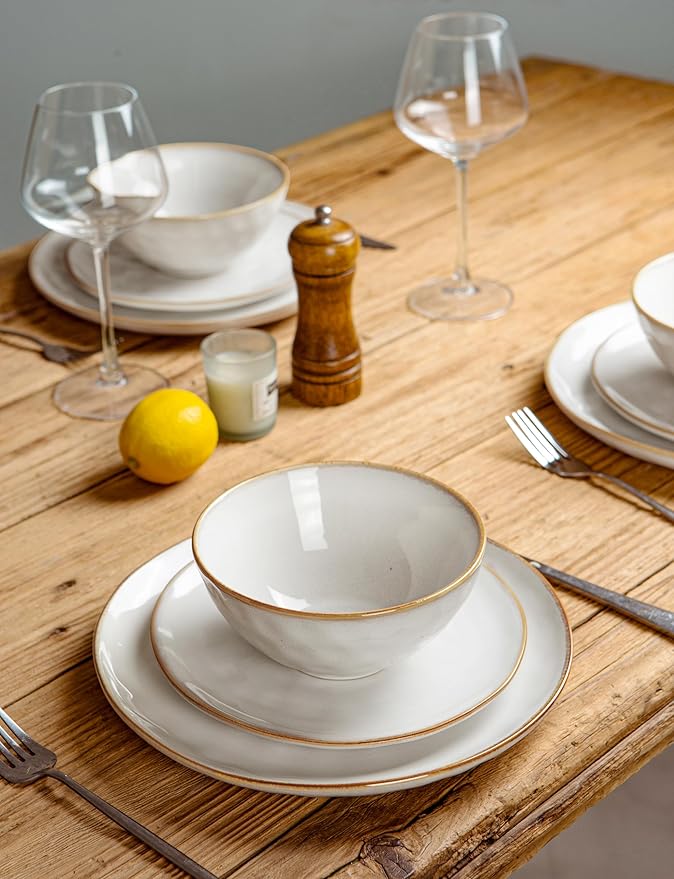 Famiware Ocean Round Plates and Bowls Set, 18 Pieces Dinnerware Sets, Dishes Set for 6, Reactive Glaze, Microwave and Dishwasher Safe, Scratch Resistant, Cappuccino White