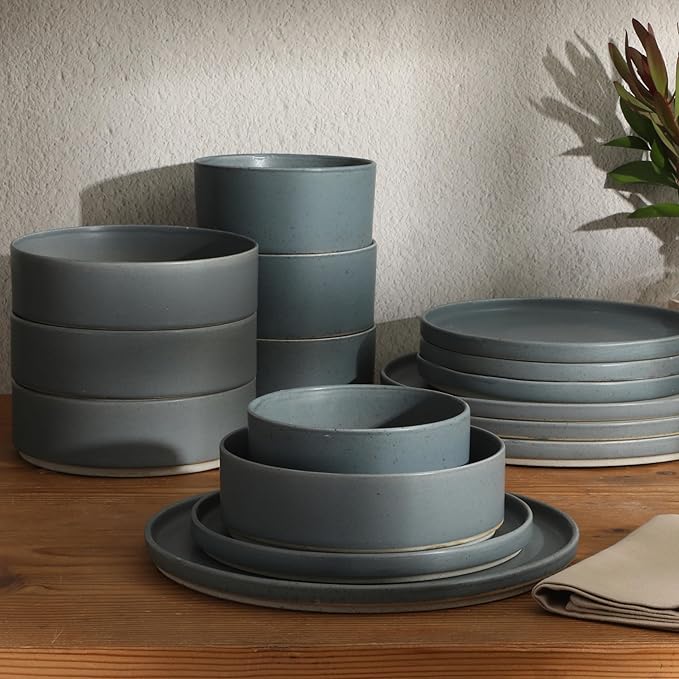 Gibson Elite Tatum Premium Porcelain Matte Reactive Glaze 16-Piece (Service for 4) Plates and Bolws Stackable Dishes Ceramic Dinnerware - Blue