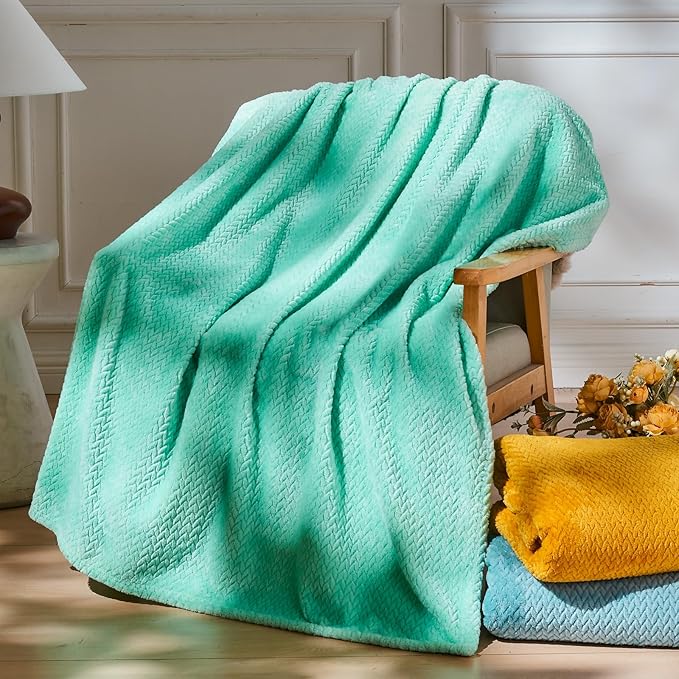 NEWCOSPLAY Super Soft King Blanket Aqua Premium Silky Flannel Fleece Leaves Pattern Lightweight Bed Blanket All Season Use (Aqua, King(90"x110"))