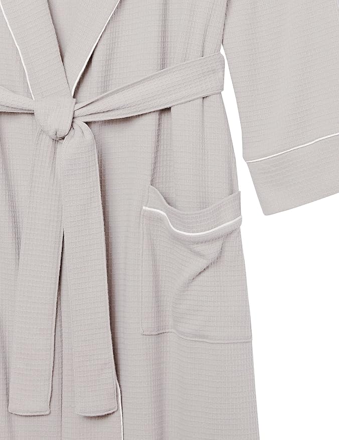 Amazon Essentials Men's Lightweight Waffle Bathrobe (Available in Big & Tall)