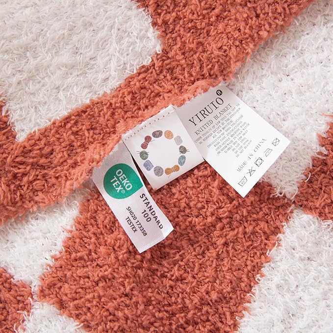 YIRUIO Throw Blanket Checkered Chessboard Fluffy Fuzzy Warmer Comfort Reversible Super Soft Cozy for Home Decor Bed Couch Sofa Living Room (Red, 51''x63'')