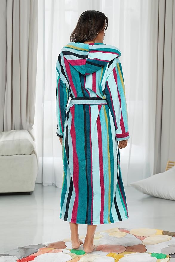 Alexander Del Rossa Womens Robe, Long Plush Bathrobe with Hood, Hooded Robes for Women Plus Size Bath Robe