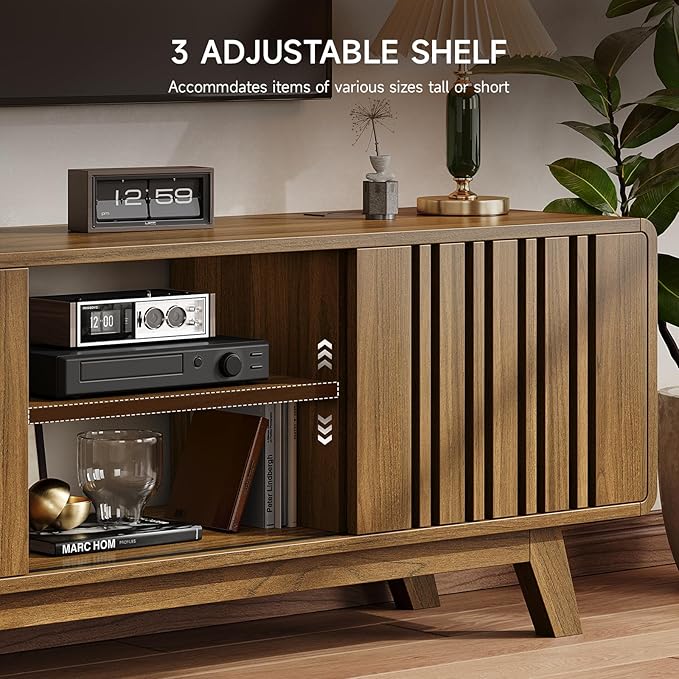 63-Inch TV Stand for TVs up to 75 Inch, Mid-Century Modern Television Stand with Power Outlet， Entertainment Center with Sliding Grille Door Cabinets and Open Shelves for Living Room, Oak