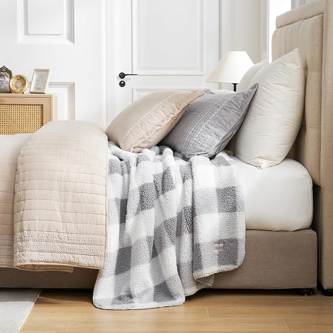 Cozy Bliss Ultra Soft Reversible Double Sherpa Sided Blanket, Buffalo Plaid Throw Blanket Fluffy Thick Warm Plush Fuzzy Blanket for Couch, Bed and Gifts (Grey, 60" x 80")