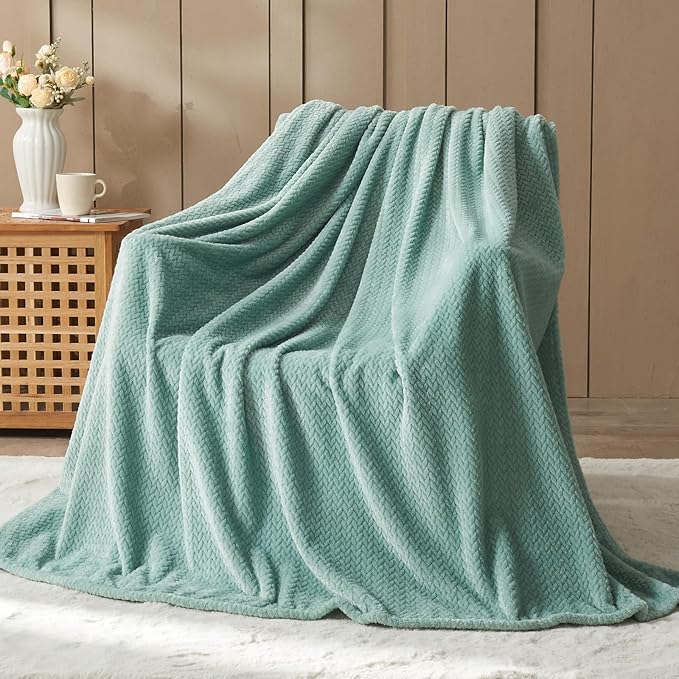 NEWCOSPLAY Super Soft Throw Blanket New Sage Green Premium Silky Flannel Fleece Leaves Pattern Lightweight Bed Blanket All Season Use (New Sage Green, Throw(50"x60"))