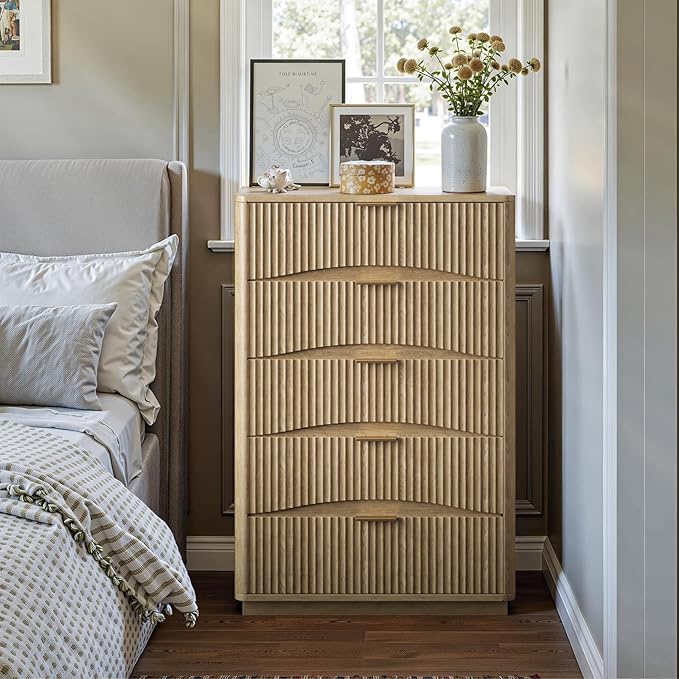 Fluted 5 Drawers Dresser, 47" Tall Wooden Dressers Storage Organizer,Modern Chest of Drawers for Bedroom with Deep Storage, Living Room,Entryway, Natural Oak