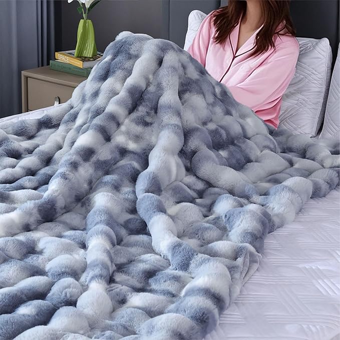 Faux Fur Thick Tie-dye Blue Fluffy Throw Blanket for Couch Bed 50x60 Fuzzy Soft Blanket for Adults Women Gift Home Living Room Decor 860 GSM