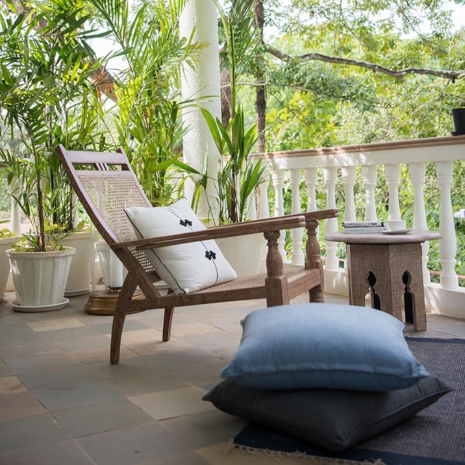 18 x 18 Outdoor Pillow Inserts Medium Throw Pillow Inserts Pack of 2 Water Resistant Patio Furniture Pillows Decorative Porch Couch Pillows Premium Square Sofa Pillow, White