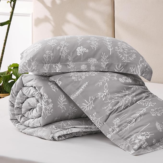 Bedsure Oversized Queen Comforter Set - Grey Bed Set, 3 Pieces Cute Floral Bedding, 1 Soft Reversible Botanical Flowers Comforter and 2 Pillow Shams