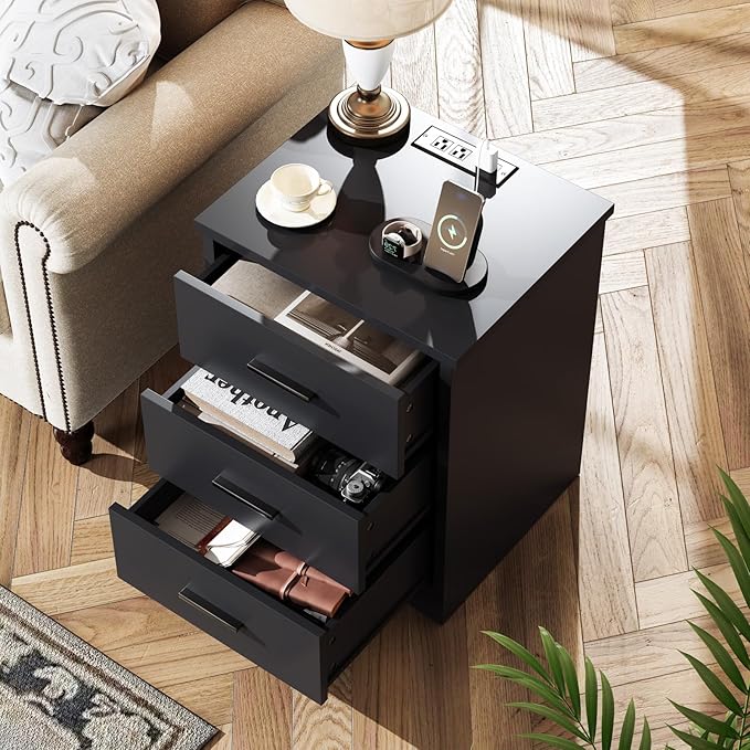 LIDYUK Dresser for Bedroom, Wood Dresser with 3 Drawers, Modern Minimalist Dressers & Chest of Drawers, 21 Inches Tall Side Table Nightstand with Charging Station, for Bedroom, Living Room, Black