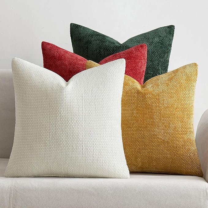 MIULEE Christmas Pack of 4 Couch Throw Pillow Covers 20x20 Inch Christmas Red/Green Soft Decorative Chenille Pillow Covers Farmhouse Accent Cushion Covers for Boho Home Decor Sofa Bedroom Living Room